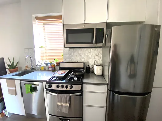 Rented by Corcoran | media 16