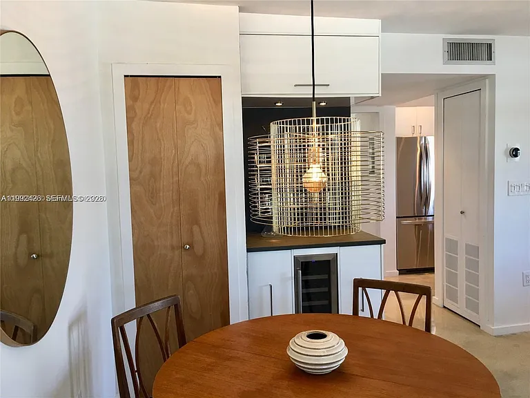 618 Euclid Ave #404 — Photo 15