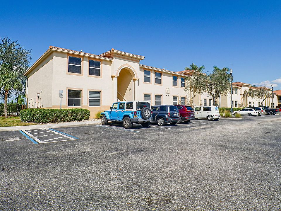 1st image of 15369 Bellamar Cir APT 221