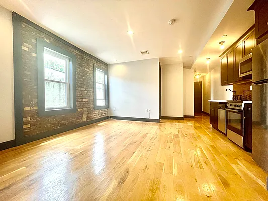 Rented by Doorway NYC, LLC | media 63