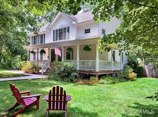 14 Lark Hl, Arden, NC 28704