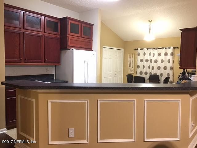 1st image of 2719 Cross Creek Dr