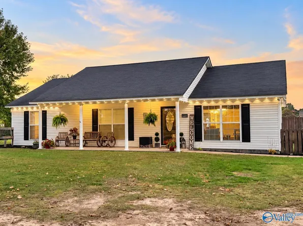 26805 Thach Rd, Athens, AL 35613