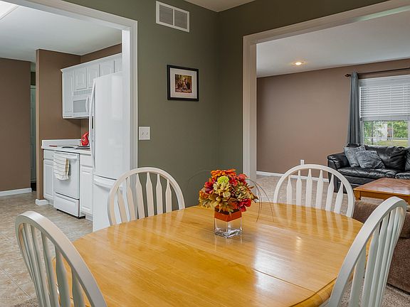 4th image of 5462 Caplina Dr