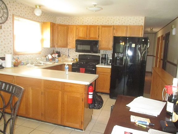 2nd image of 235 N Grove St