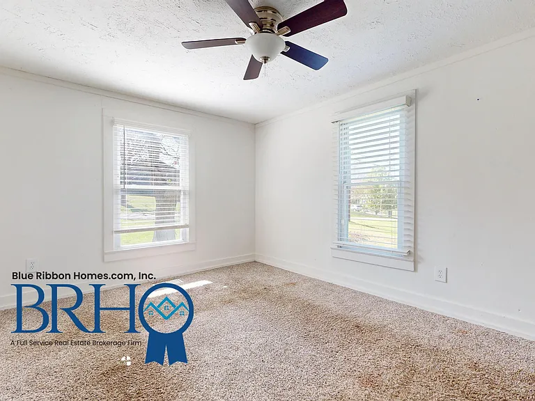 3213 Shields Ave — Photo 15