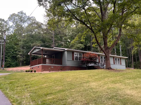 3002 George Lewis Ln, Stanley, NC 28164