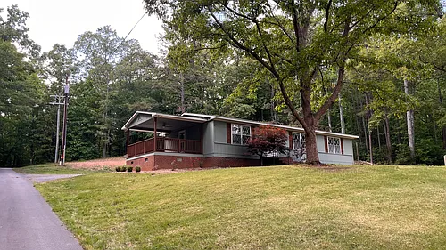 3002 George Lewis Ln Photo 1