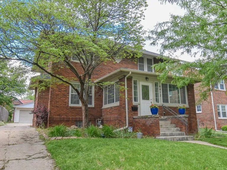 4412 Woolworth Ave — Photo 1