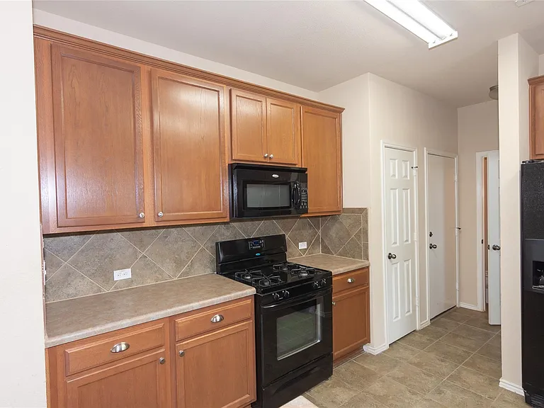 10509 Wylie Dr #338 — Photo 12