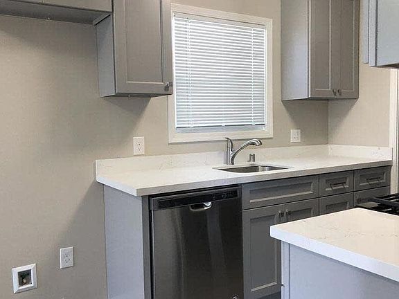Quartz countertops