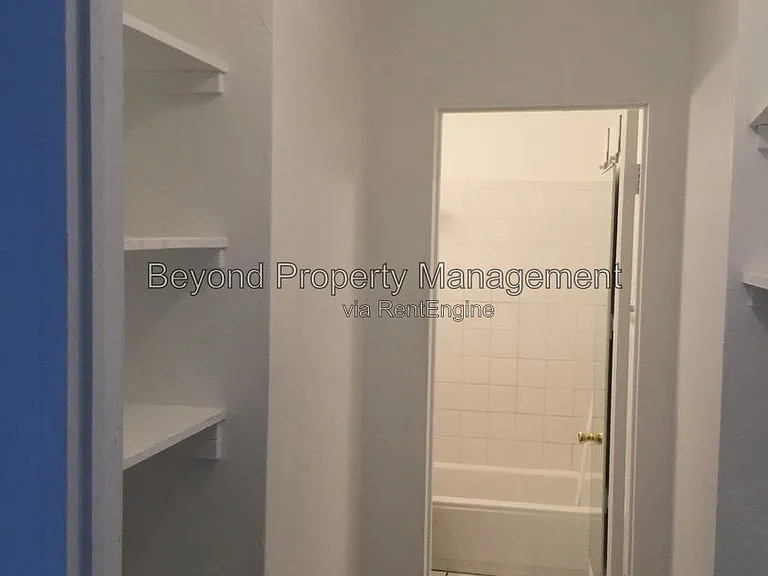 2153 Drescher St — Photo 9