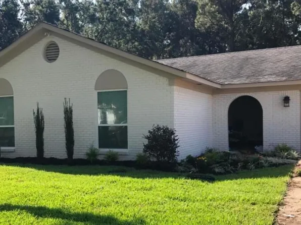 308 Annette Ln #1, Diberville, MS 39540