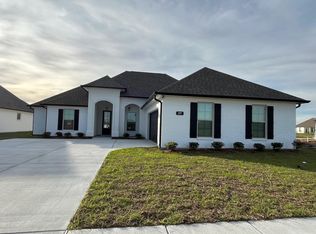277 Kings Wood Ave, Thibodaux, LA 70301