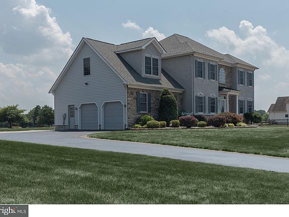 2nd image of 53 Millwood Dr