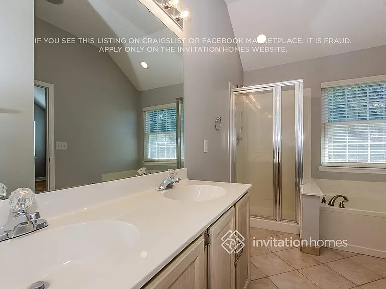 103 Ashford Hollow Ln — Photo 17