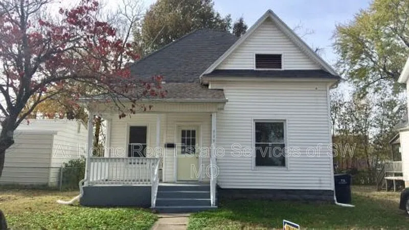 Building Photo - 519 S Main Ave