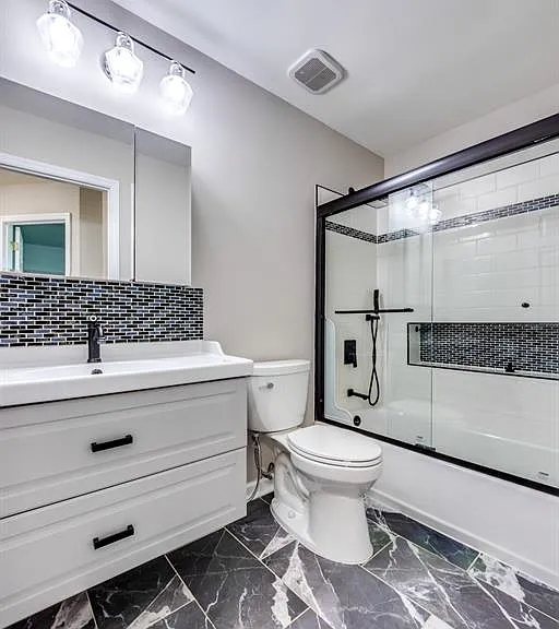340 Emmanuel Ct — Photo 37
