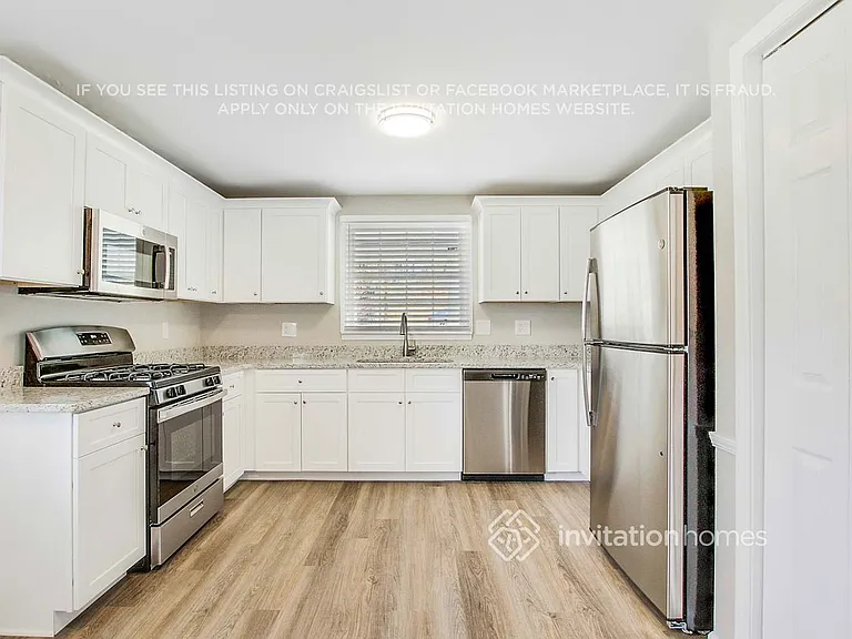 281 Lancaster Cir — Photo 10