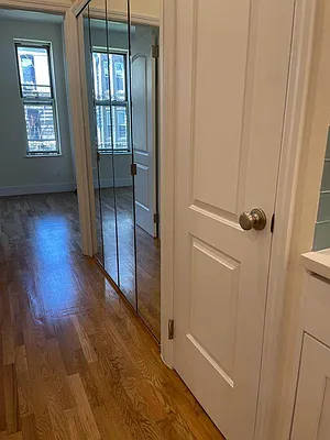 Rented by Manhattan Flats | media 22