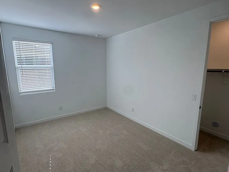 19214 W Marissa Dr — Photo 9