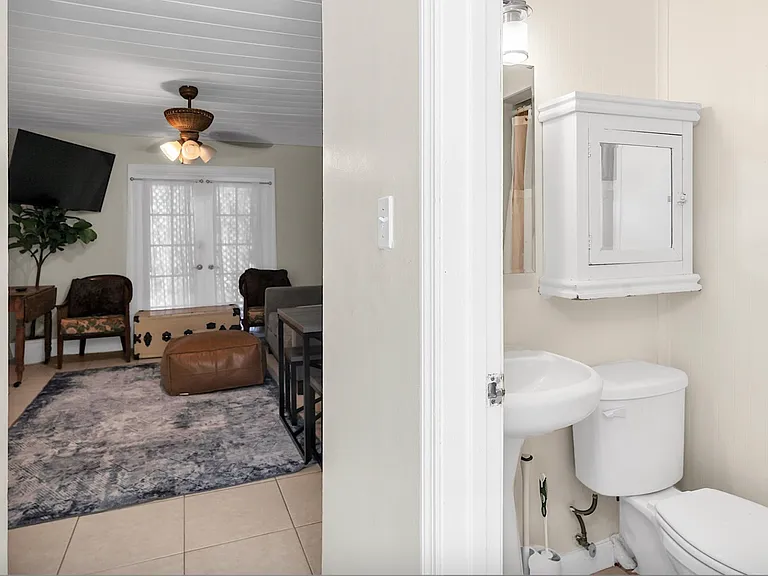 909B N Palmway — Photo 28