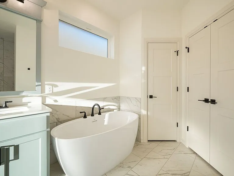 5017 Misty Wood Ln — Photo 36