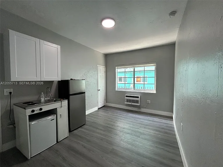 1025 Meridian Ave #105 — Photo 3
