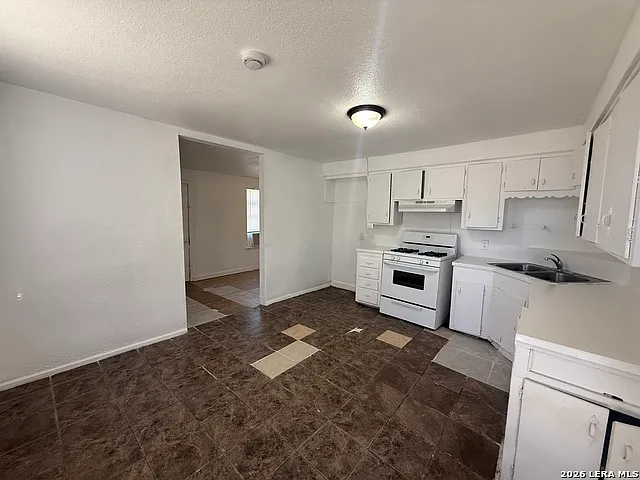 105 Morrill Ave #B — Photo 2