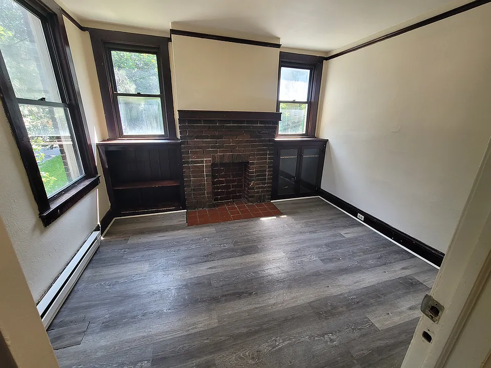 723-725 Sherwood Ave #723