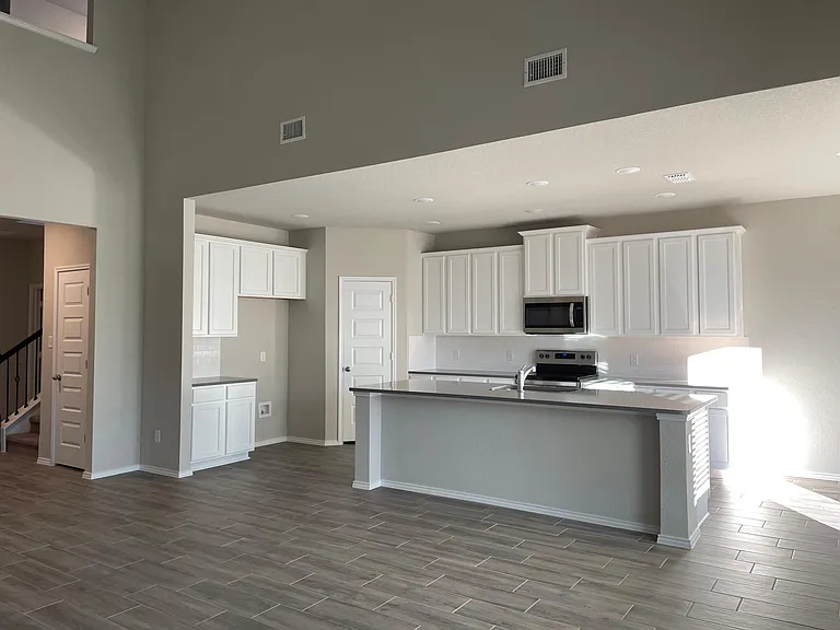 10032 Adams Ln — Photo 16