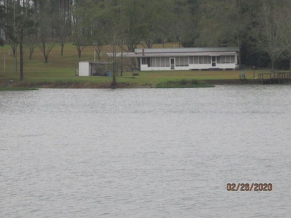 4th image of 614 Wildwood Dr