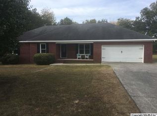 16 Bayside Ln, Arab, AL 35016