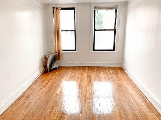 2nd image of 2354 31st Ave #2