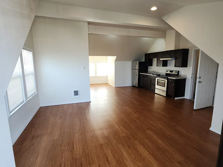 2412 Rucker Ave #2 — Photo 16