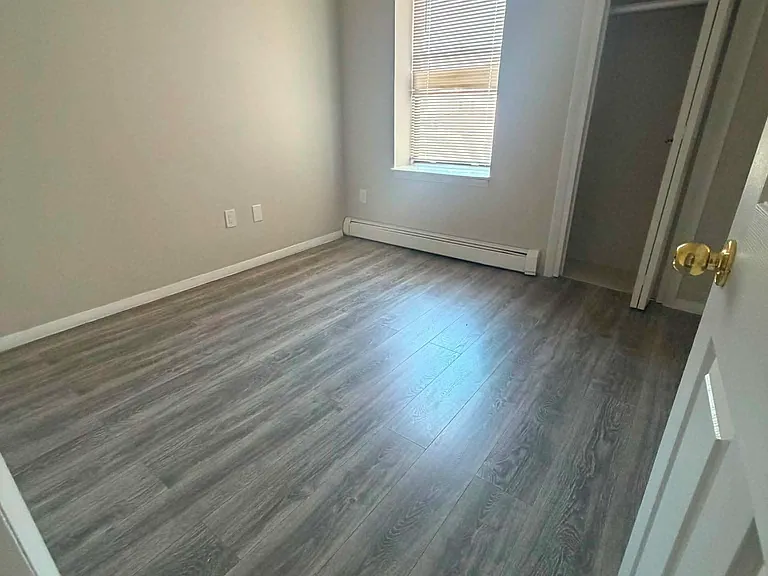 67-69 Brinkerhoff St #4DD — Photo 10