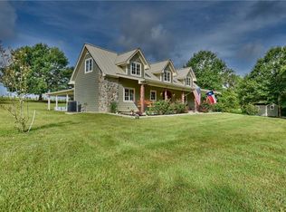 3151 Copelyn Springs Rd, Brenham, TX 77833
