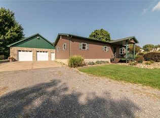 124 Moccasin Hollow Rd, Mount Pleasant, PA 15666
