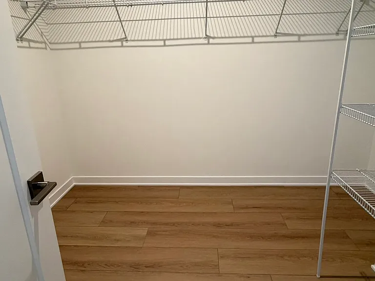22133 Midmoore Dr — Photo 12