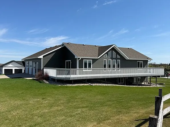108 Augusta Dr, Arlington, SD 57212