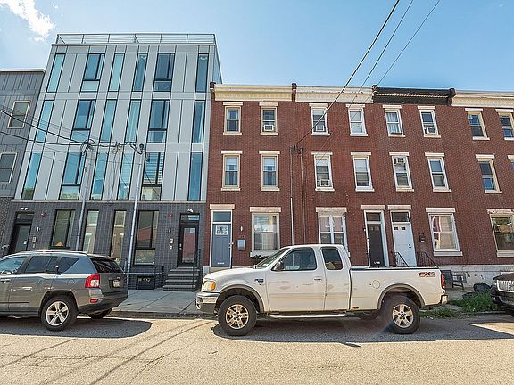 3rd image of 1813 Wylie St