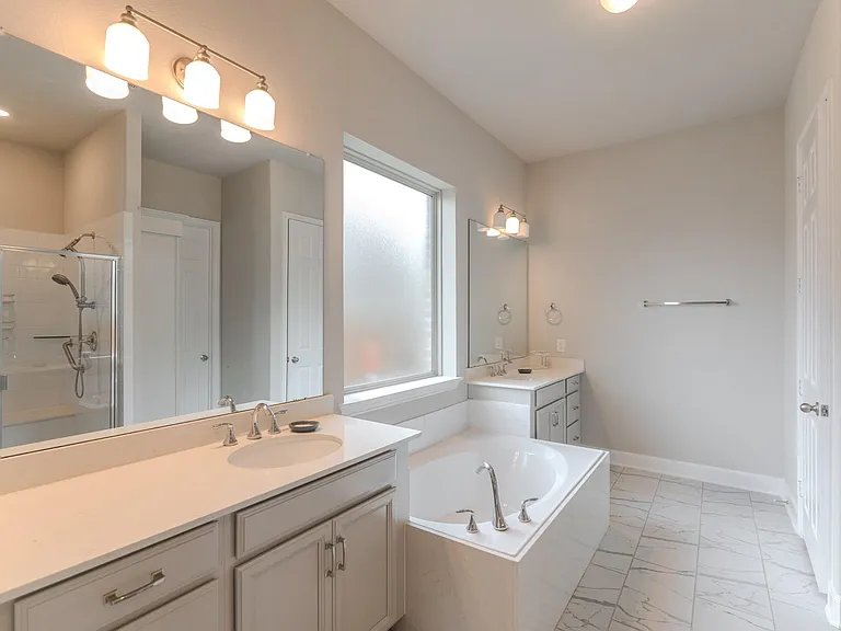 8110 Copper Rock Dr — Photo 23