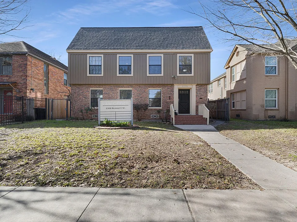 2306 Blodgett St #2