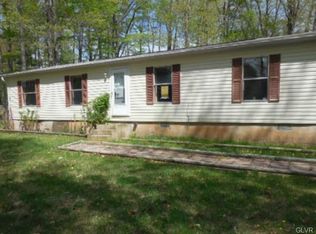 132 Perc Ln, Blakeslee, PA 18334