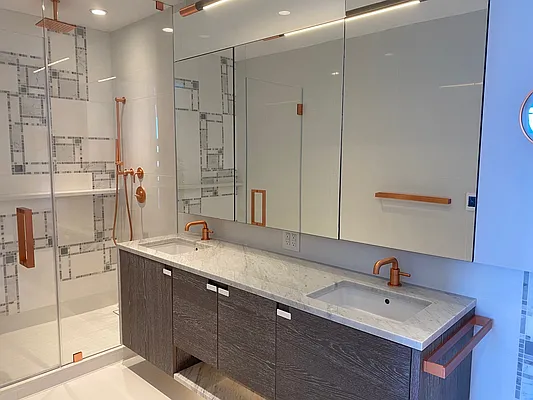 Rented by The Ariel Group Realty Corp | media 39