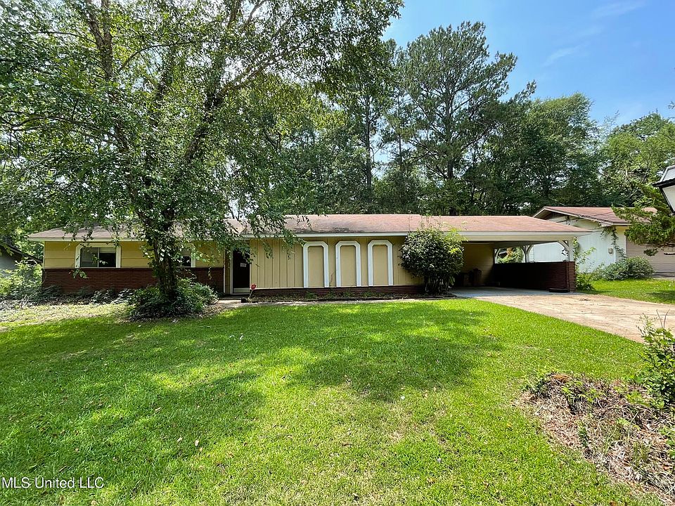 1st image of 3145 Fleetwood Dr
