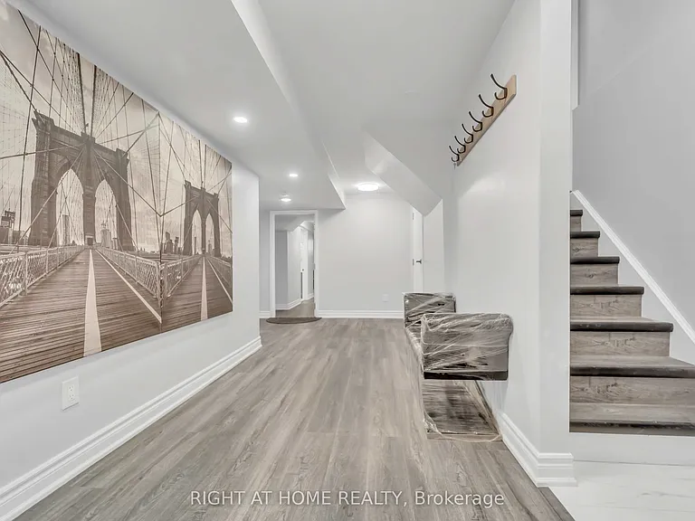3253 Liptay Ave #BASEMENT — Photo 6