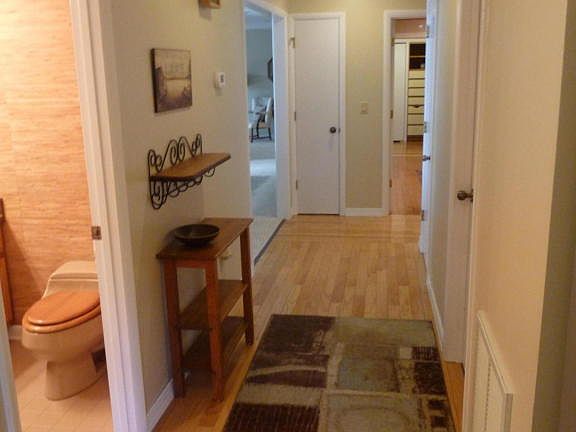 3rd image of 114 Delbridge Ln