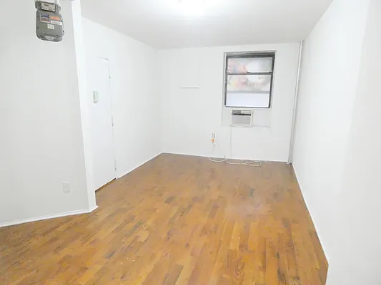 Rented by Compass | media 39