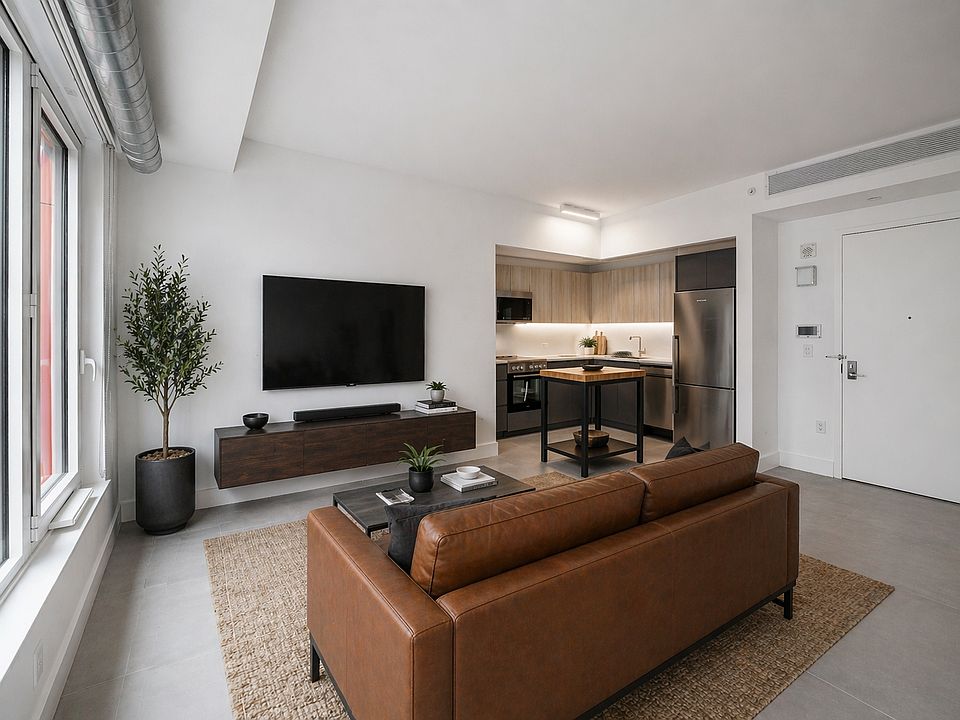 1st image of 339 W 38th St #16C